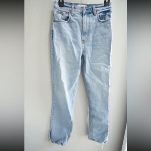 Abercrombie & Fitch 90s Straight Ultra High Rise Jeans